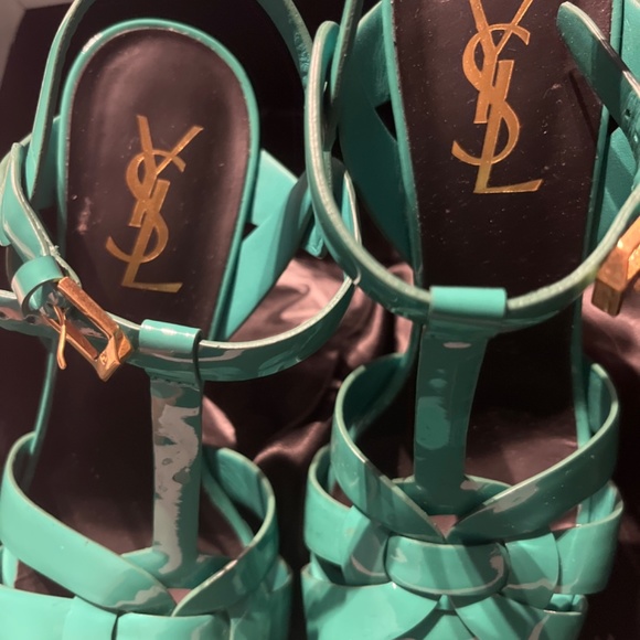 YSL tributes - Picture 3 of 4